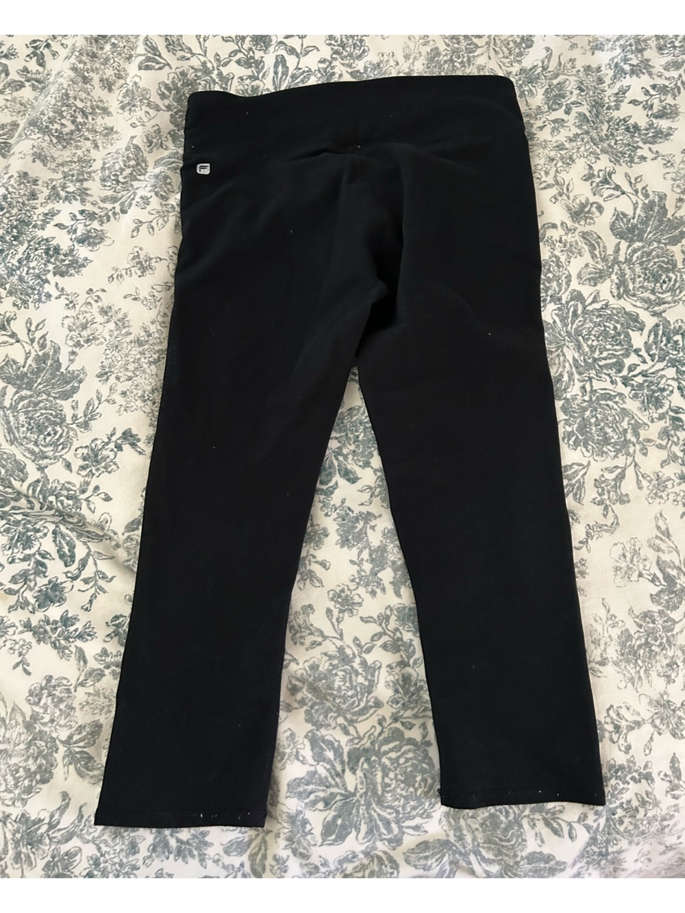Fabletics women’s Capri leggings